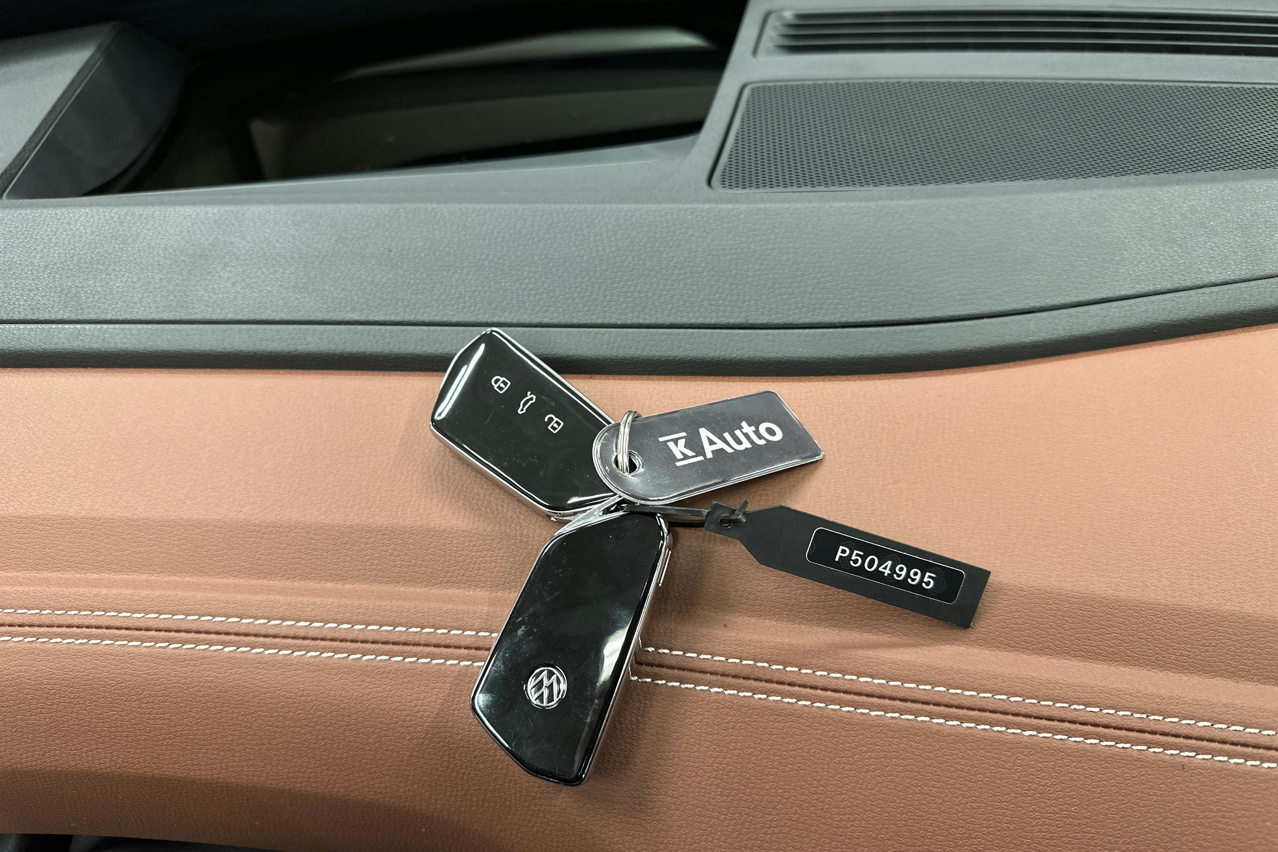 sininen Volkswagen ID.5 2025 kuva 30.