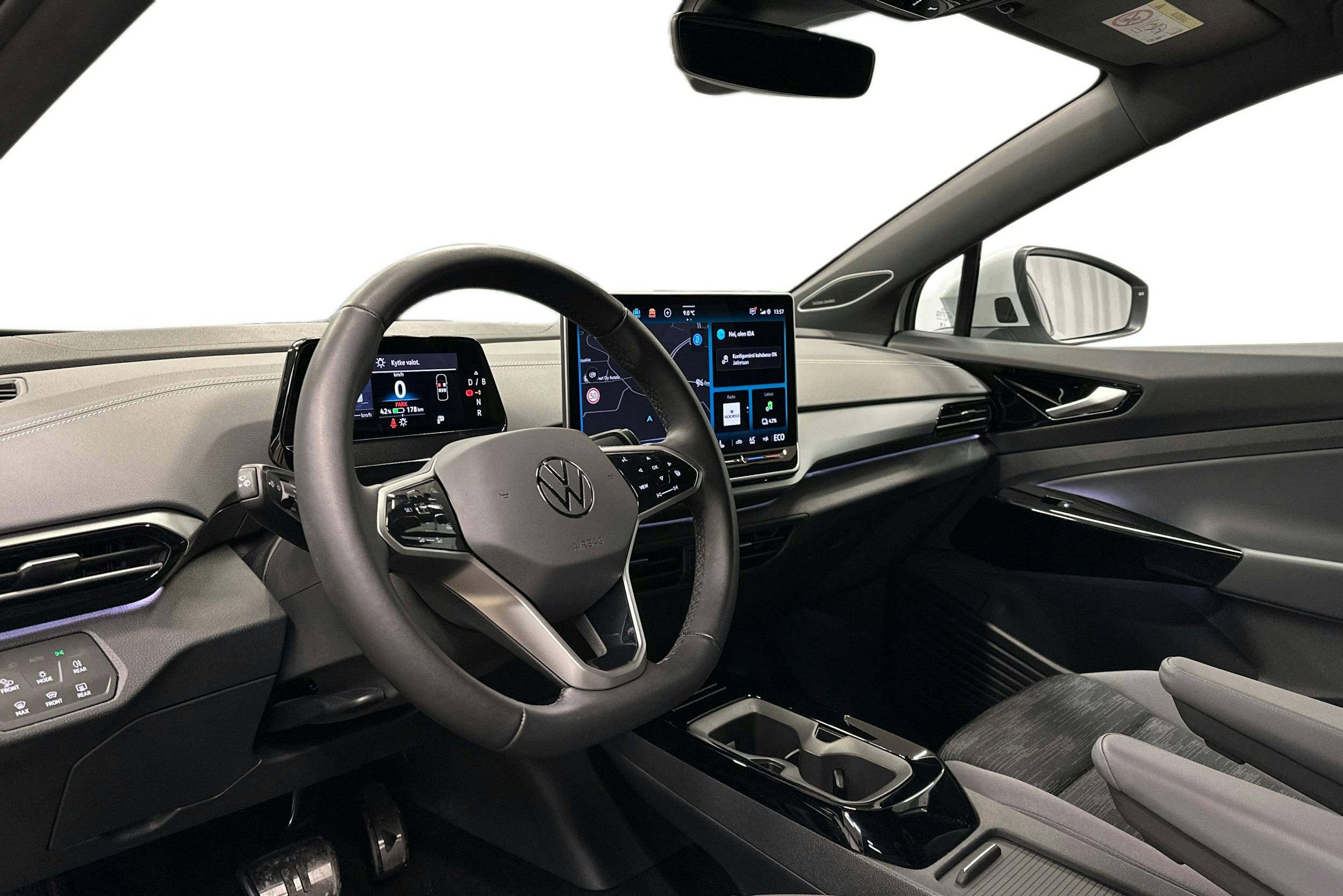 valkoinen Volkswagen ID.5 2025 kuva 7.