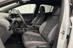 valkoinen Volkswagen ID.5 2025 kuva 17.