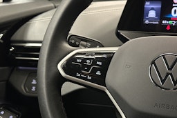 valkoinen Volkswagen ID.5 2025 kuva 19.