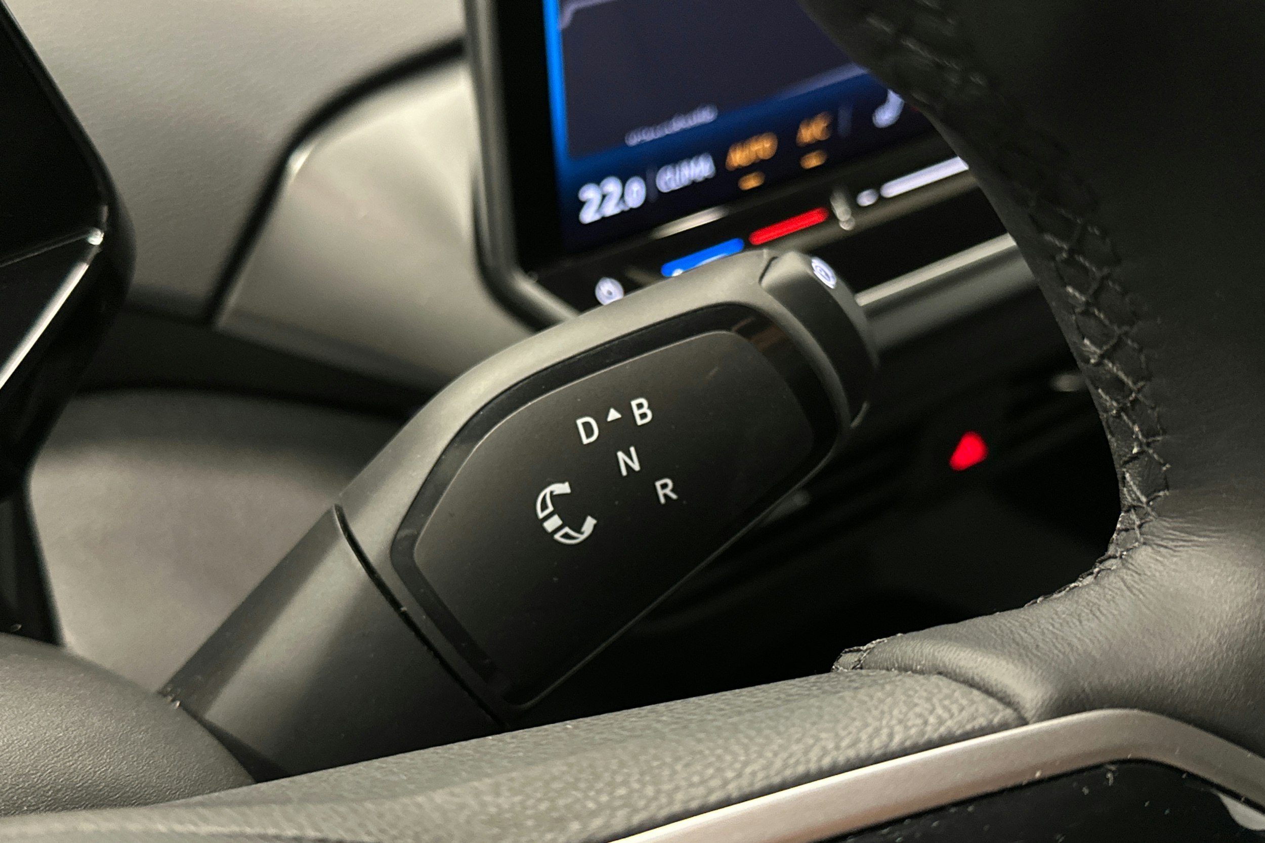 valkoinen Volkswagen ID.5 2025 kuva 22.