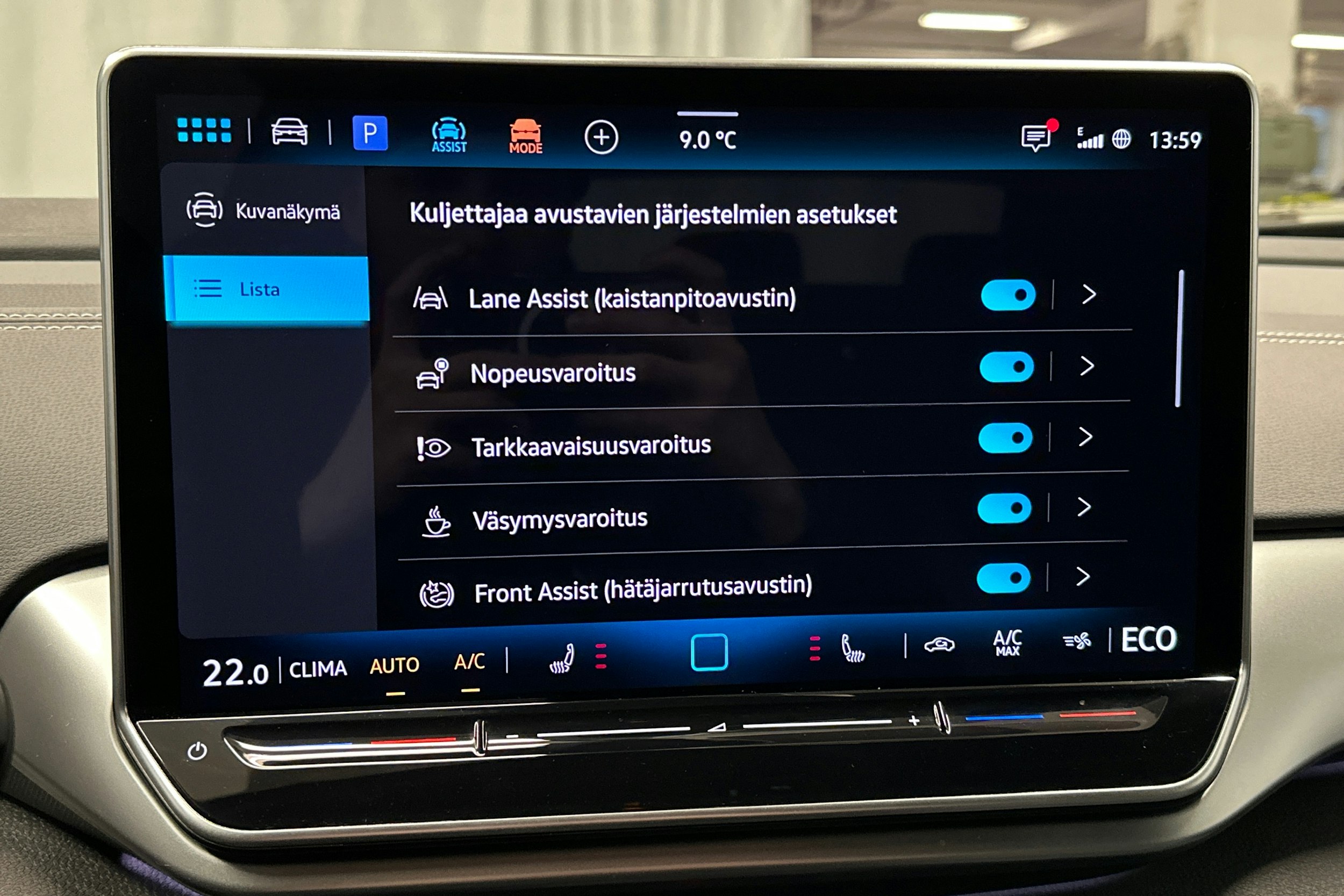 valkoinen Volkswagen ID.5 2025 kuva 28.