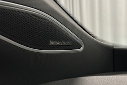 valkoinen Volkswagen ID.5 2025 kuva 33.