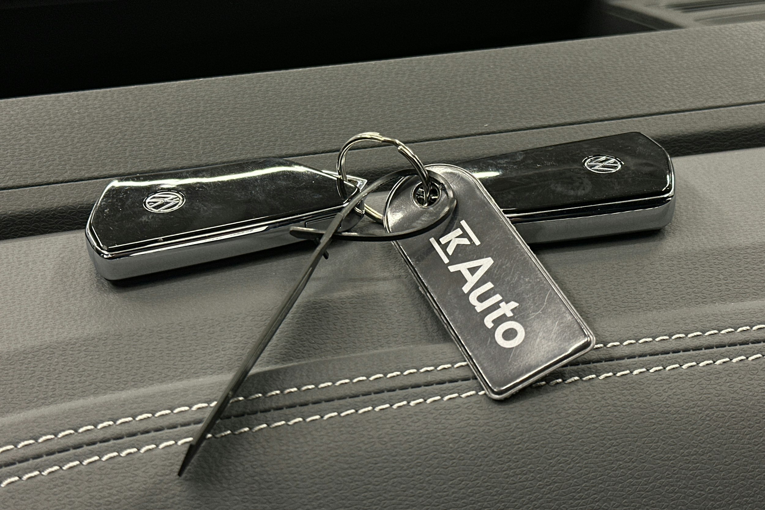 valkoinen Volkswagen ID.5 2025 kuva 34.