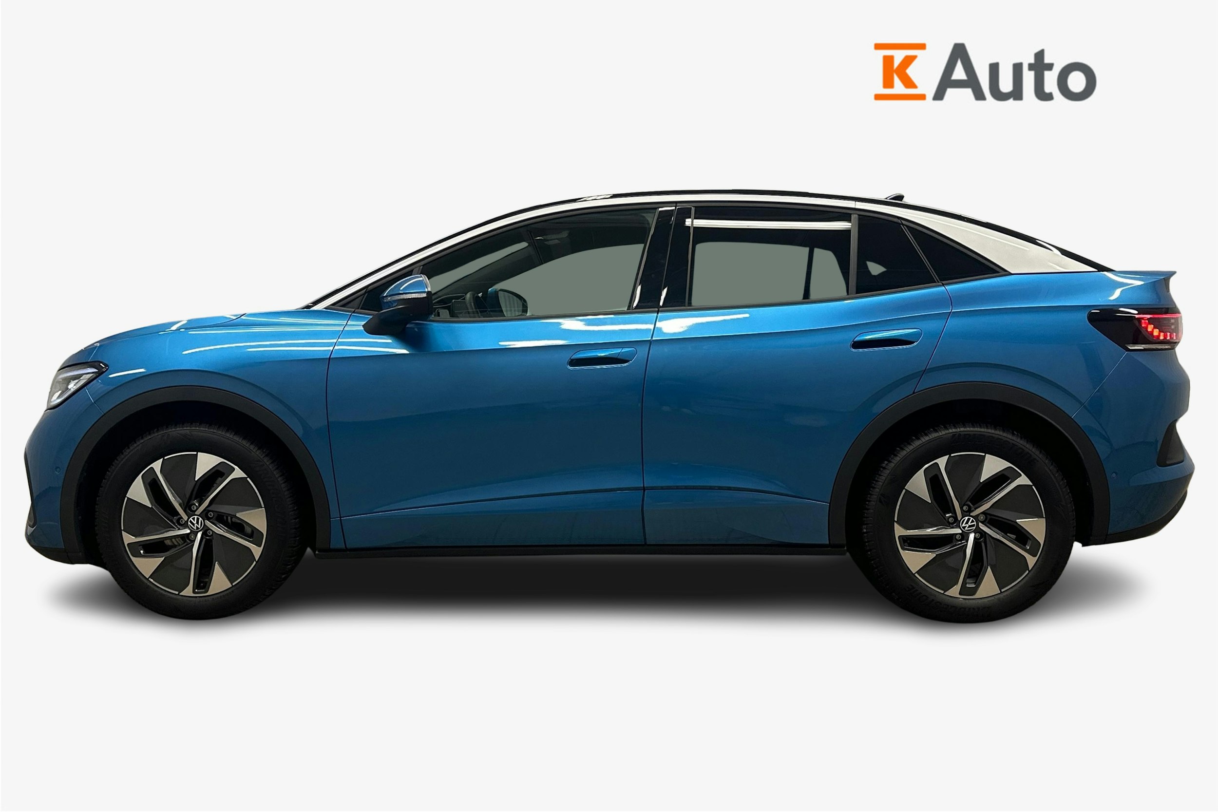 sininen Volkswagen ID.5 2025 kuva 6.
