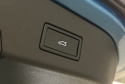 sininen Volkswagen ID.5 2025 kuva 15.