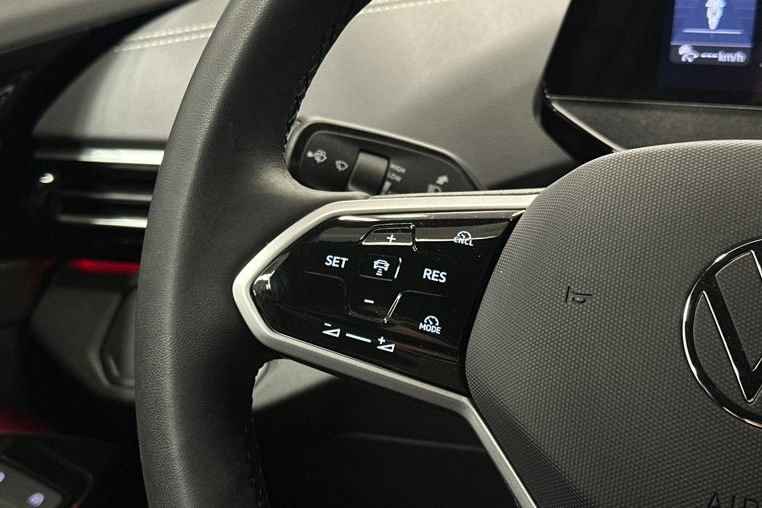 sininen Volkswagen ID.5 2025 kuva 21.