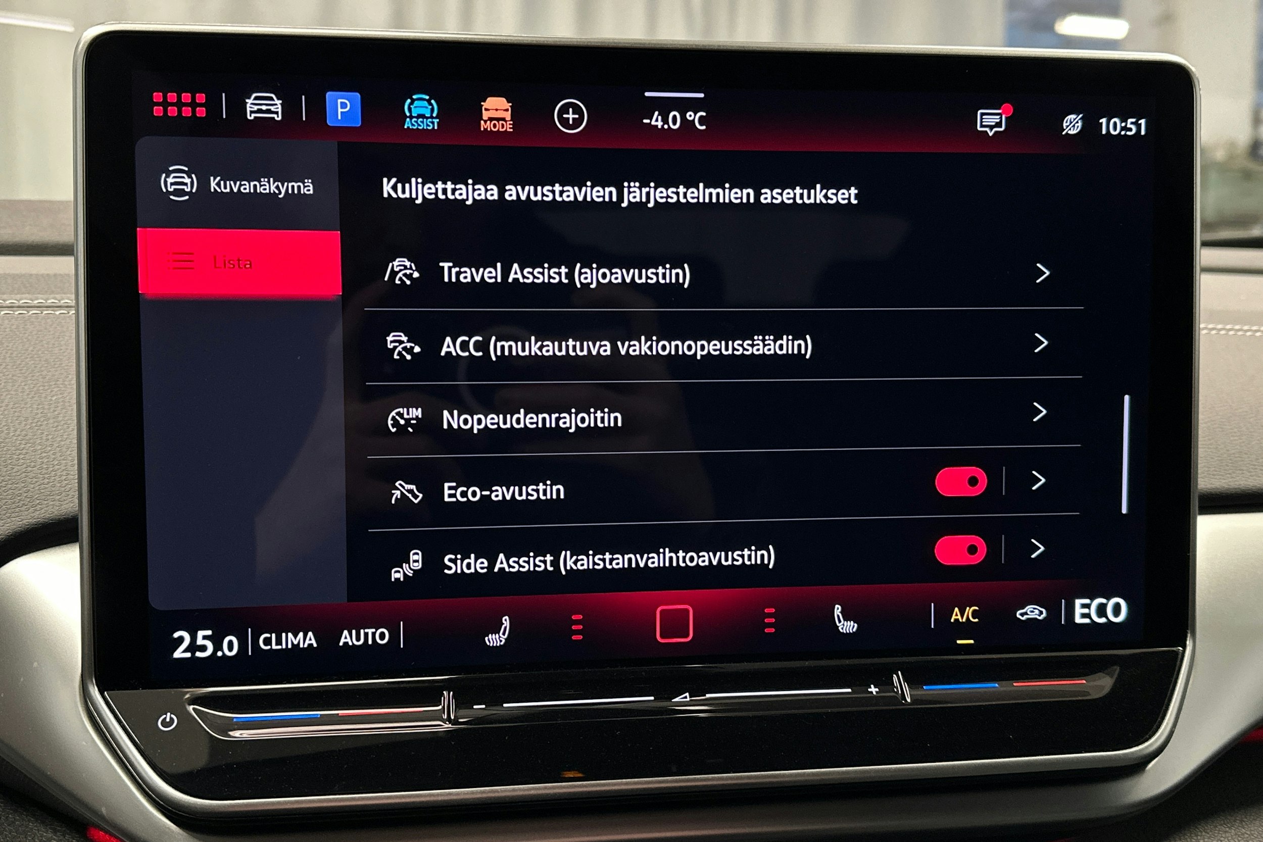 sininen Volkswagen ID.5 2025 kuva 31.