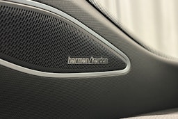 sininen Volkswagen ID.5 2025 kuva 37.