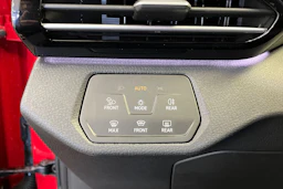 punainen Volkswagen ID.5 2025 kuva 13.