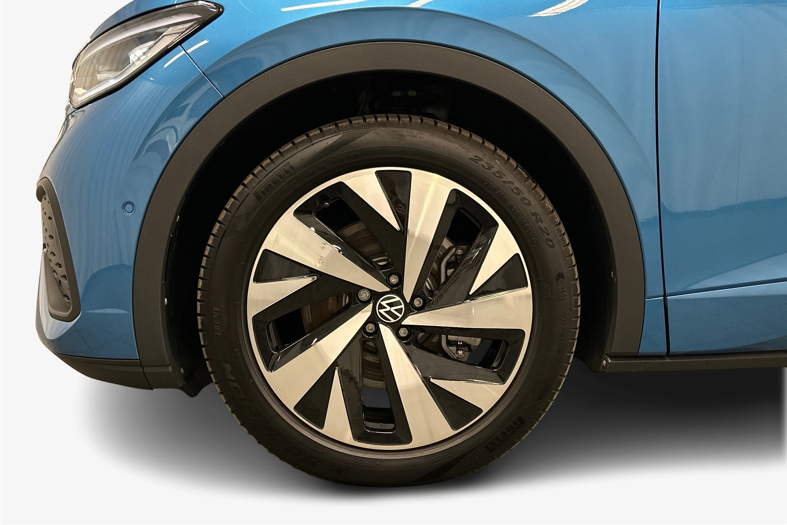sininen Volkswagen ID.5 2025 kuva 12.