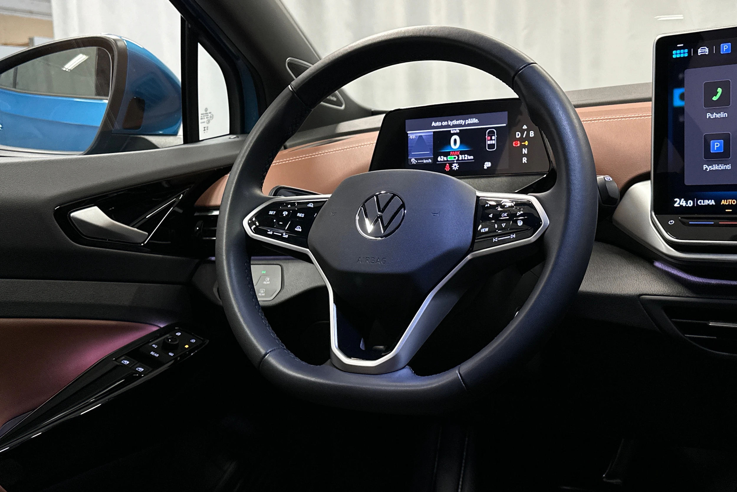 sininen Volkswagen ID.5 2025 kuva 19.