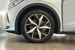 harmaa Volkswagen ID.5 2025 kuva 23.
