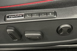 sininen Volkswagen ID.5 2025 kuva 19.