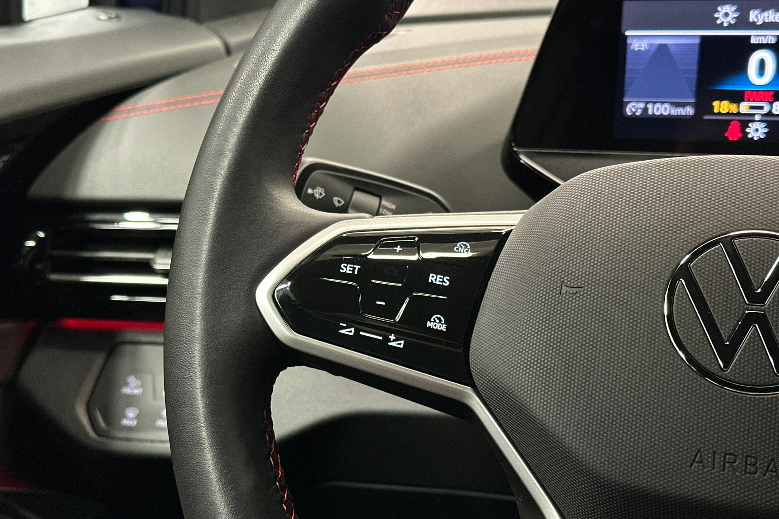 sininen Volkswagen ID.5 2025 kuva 21.