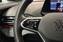 sininen Volkswagen ID.5 2025 kuva 21.