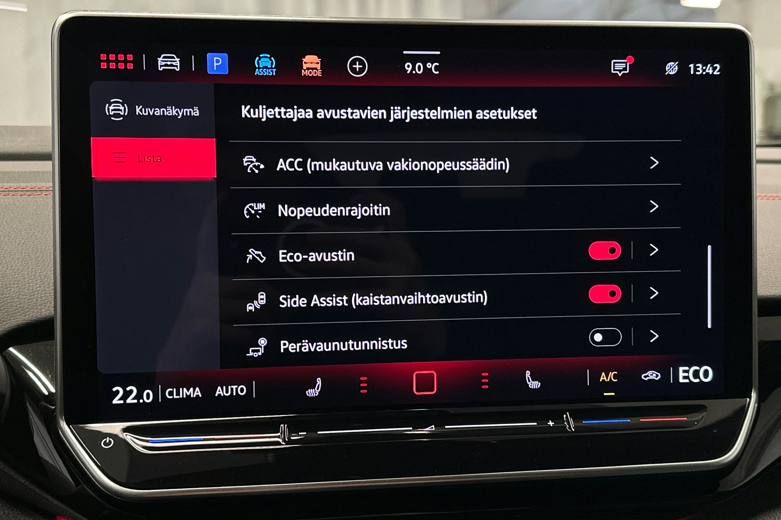 sininen Volkswagen ID.5 2025 kuva 32.