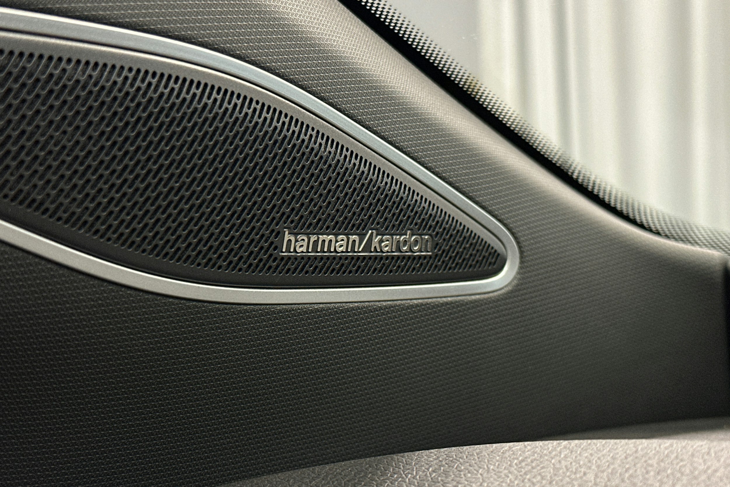 sininen Volkswagen ID.5 2025 kuva 37.