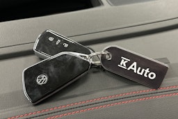 sininen Volkswagen ID.5 2025 kuva 38.