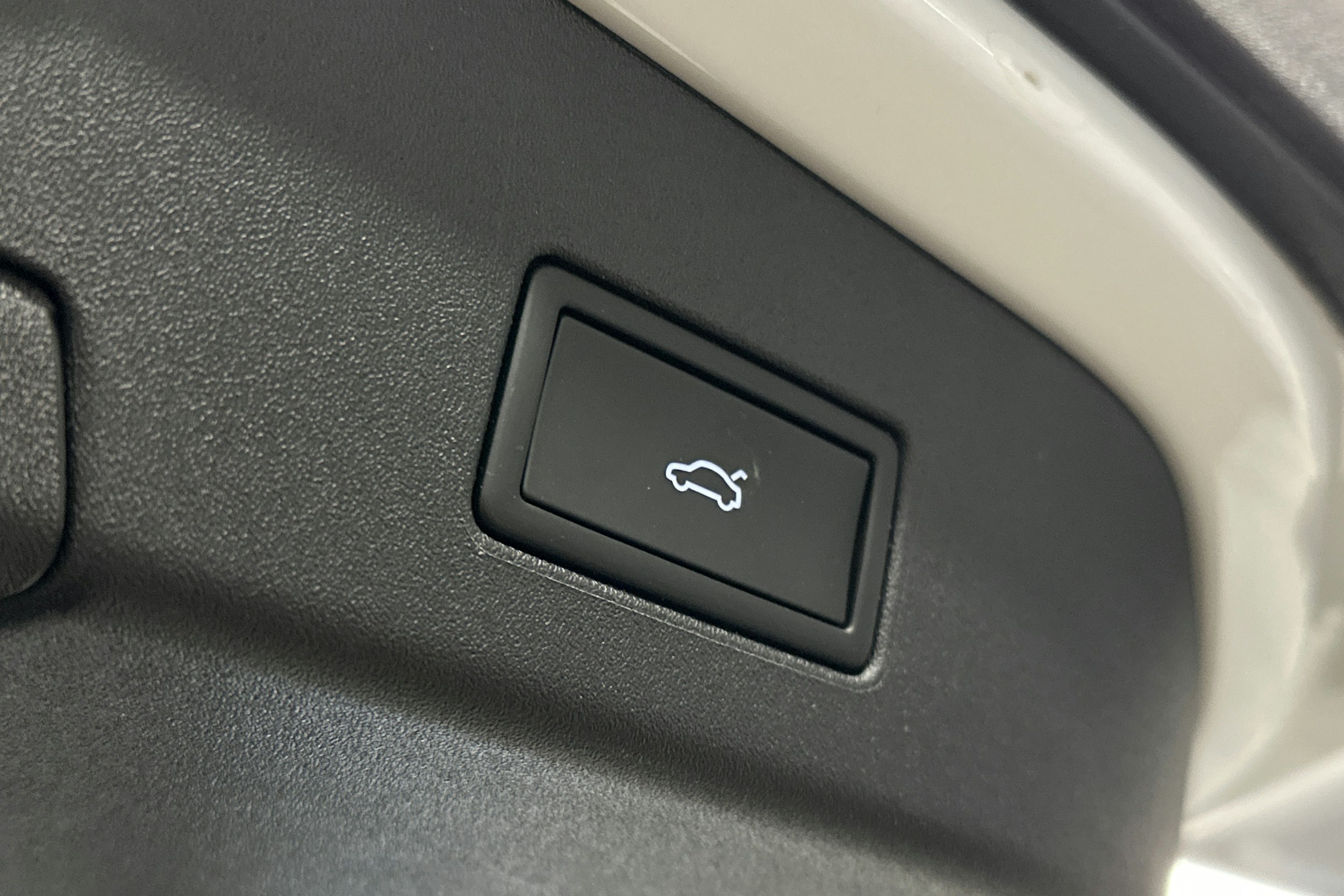 valkoinen Volkswagen ID.5 2025 kuva 12.