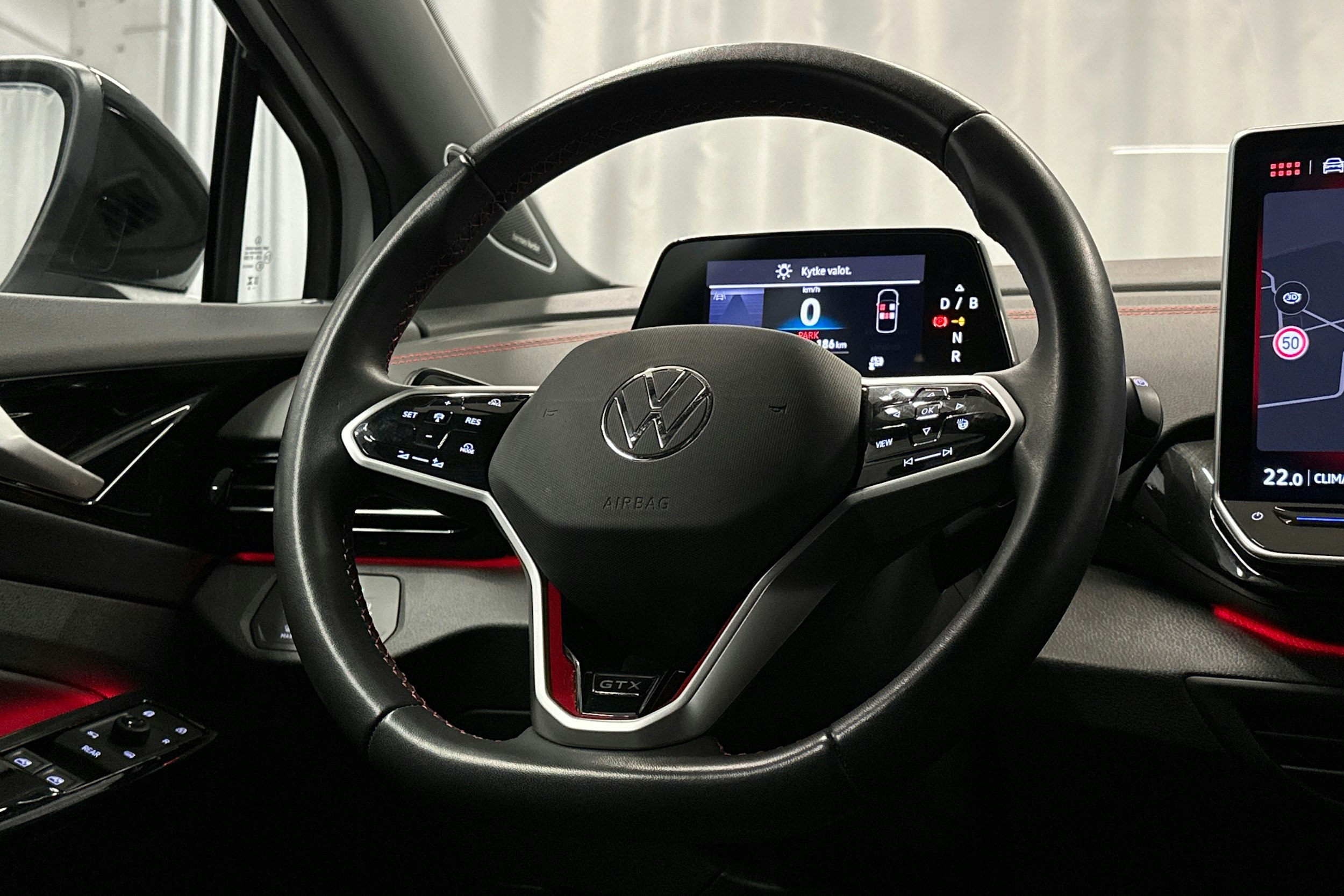 valkoinen Volkswagen ID.5 2025 kuva 18.