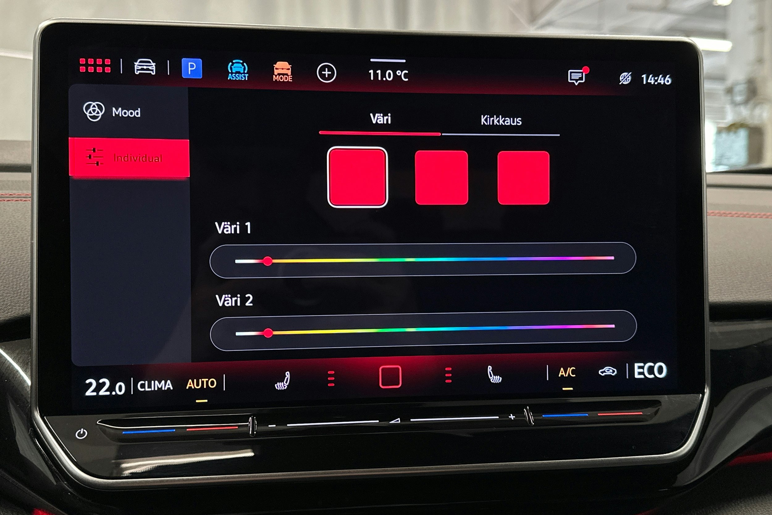 valkoinen Volkswagen ID.5 2025 kuva 32.