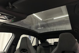 valkoinen Volkswagen ID.5 2025 kuva 36.