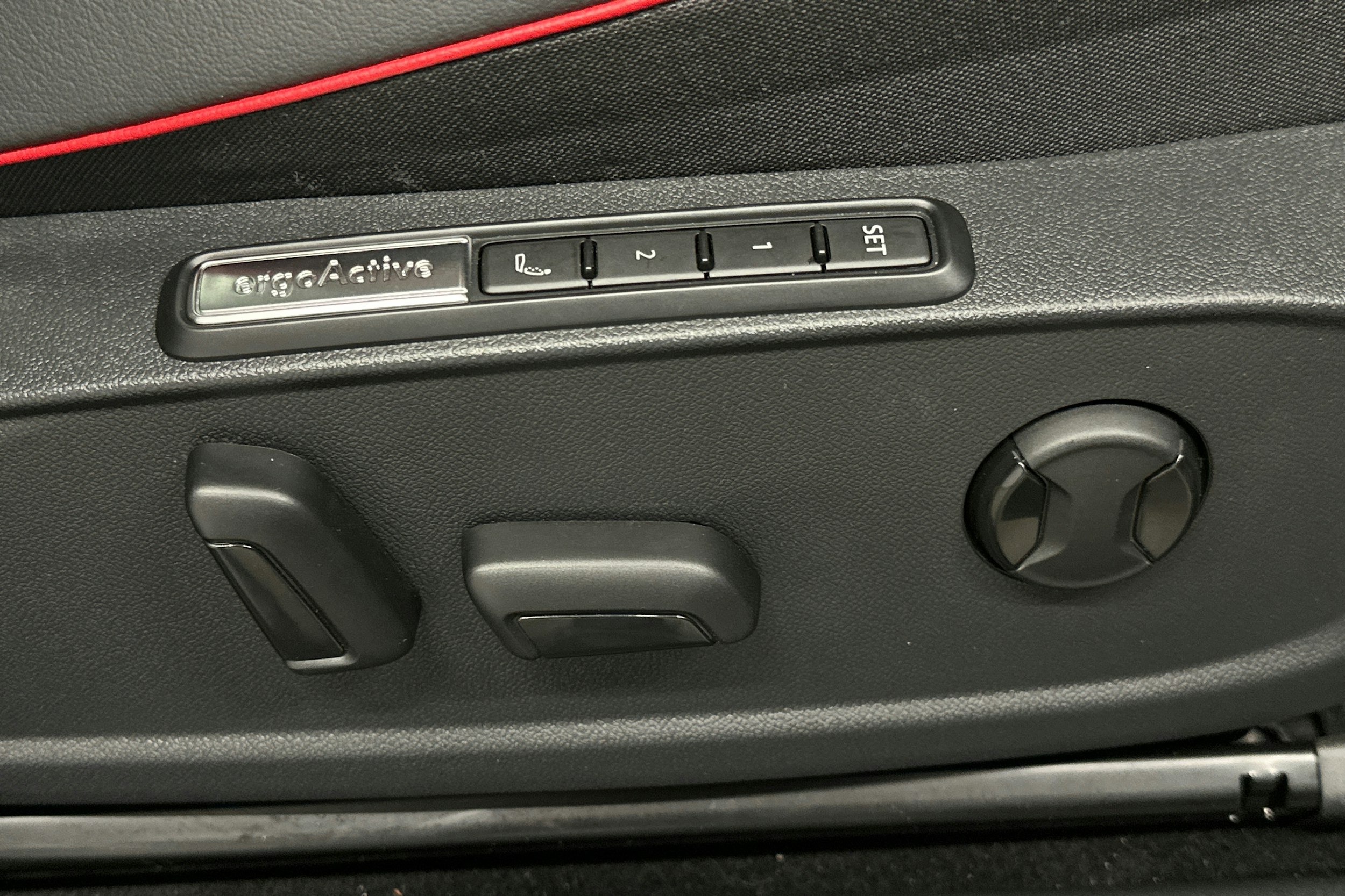 hopea Volkswagen ID.5 2025 kuva 20.