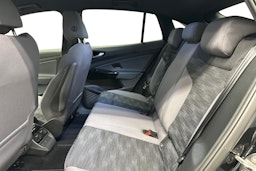 musta Volkswagen ID.5 2025 kuva 10.