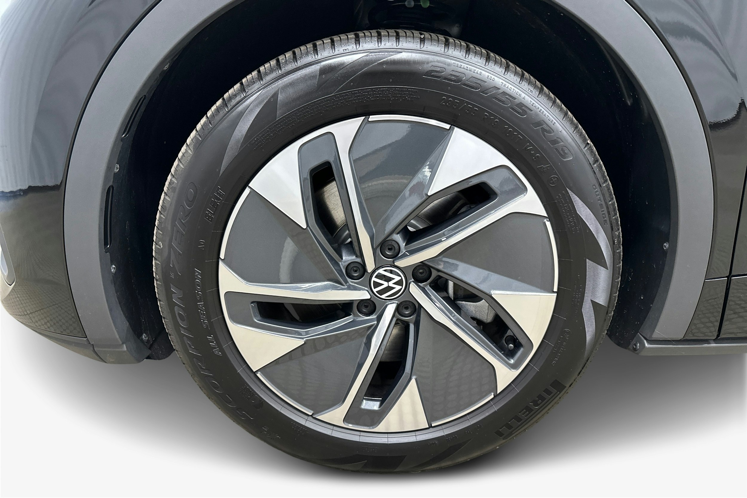 musta Volkswagen ID.5 2025 kuva 11.