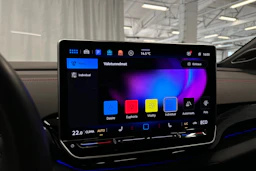 sininen Volkswagen ID.5 2025 kuva 24.