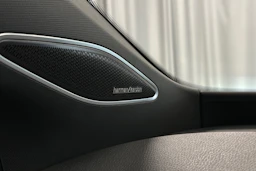 sininen Volkswagen ID.5 2025 kuva 27.