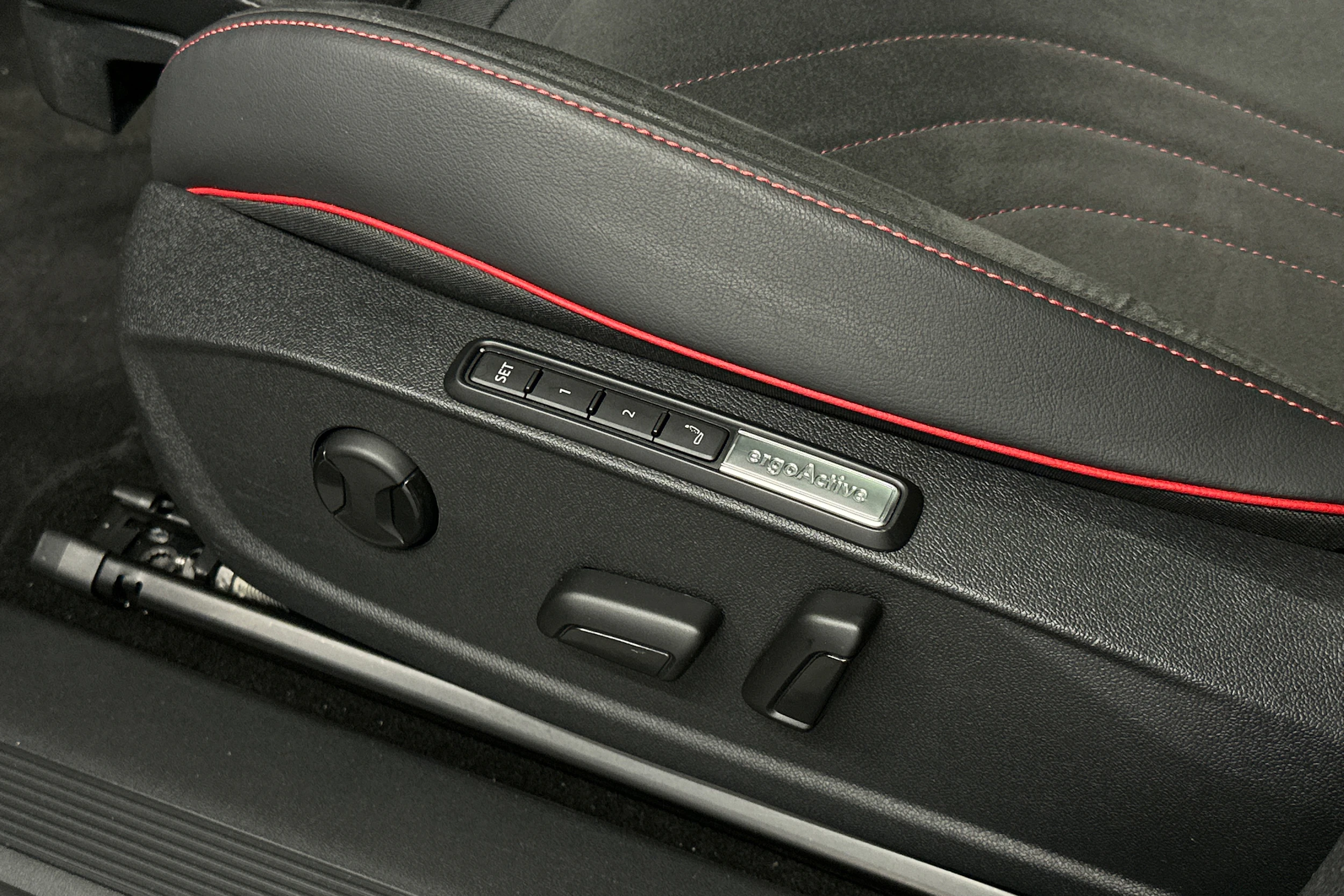 sininen Volkswagen ID.5 2025 kuva 29.