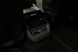 sininen Volkswagen ID.5 2025 kuva 31.