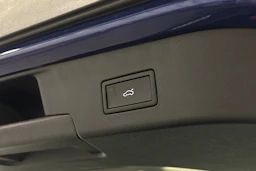 sininen Volkswagen ID.5 2025 kuva 33.