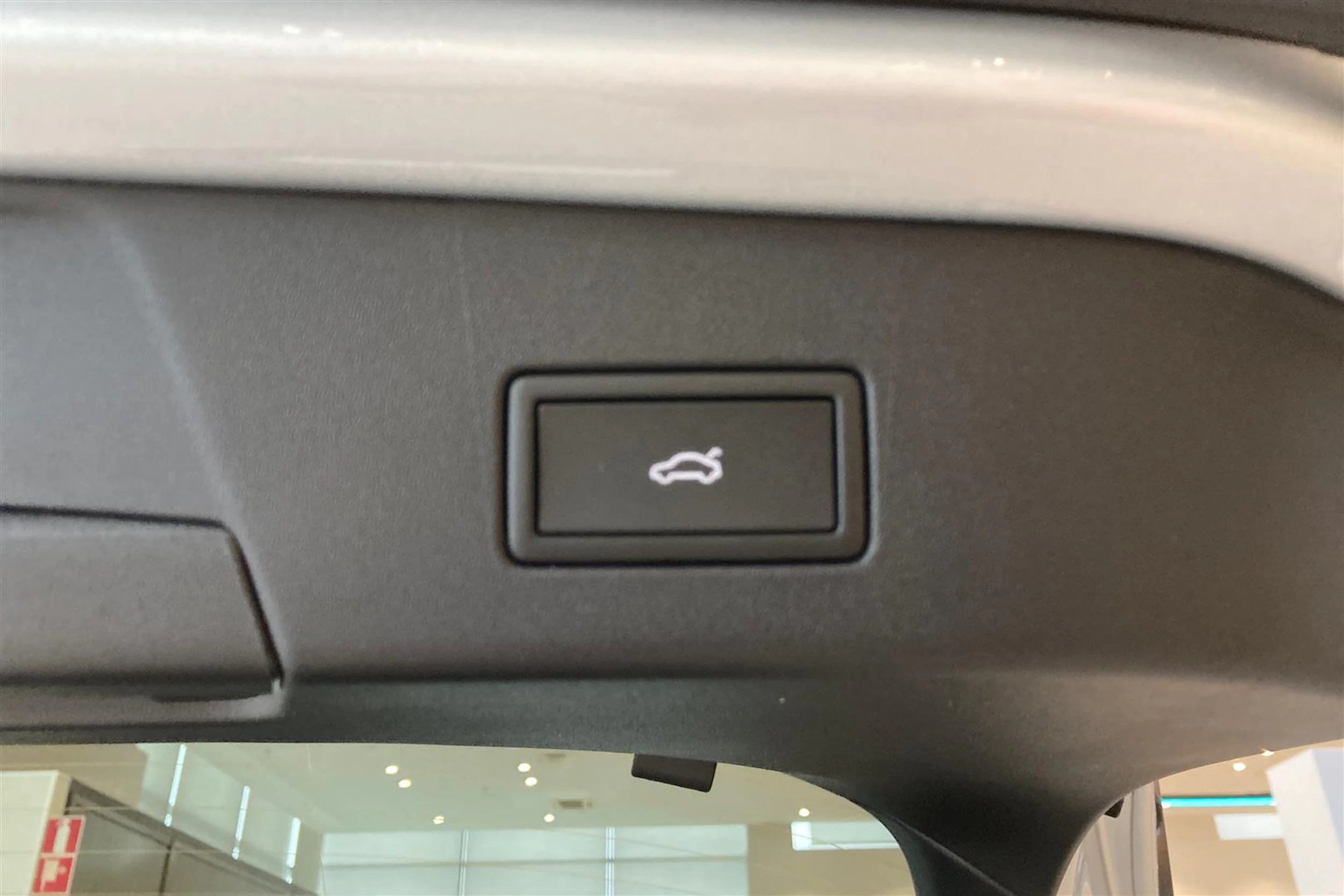 met. harmaa Volkswagen ID.5 2026 kuva 24.