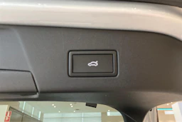 met. harmaa Volkswagen ID.5 2026 kuva 24.