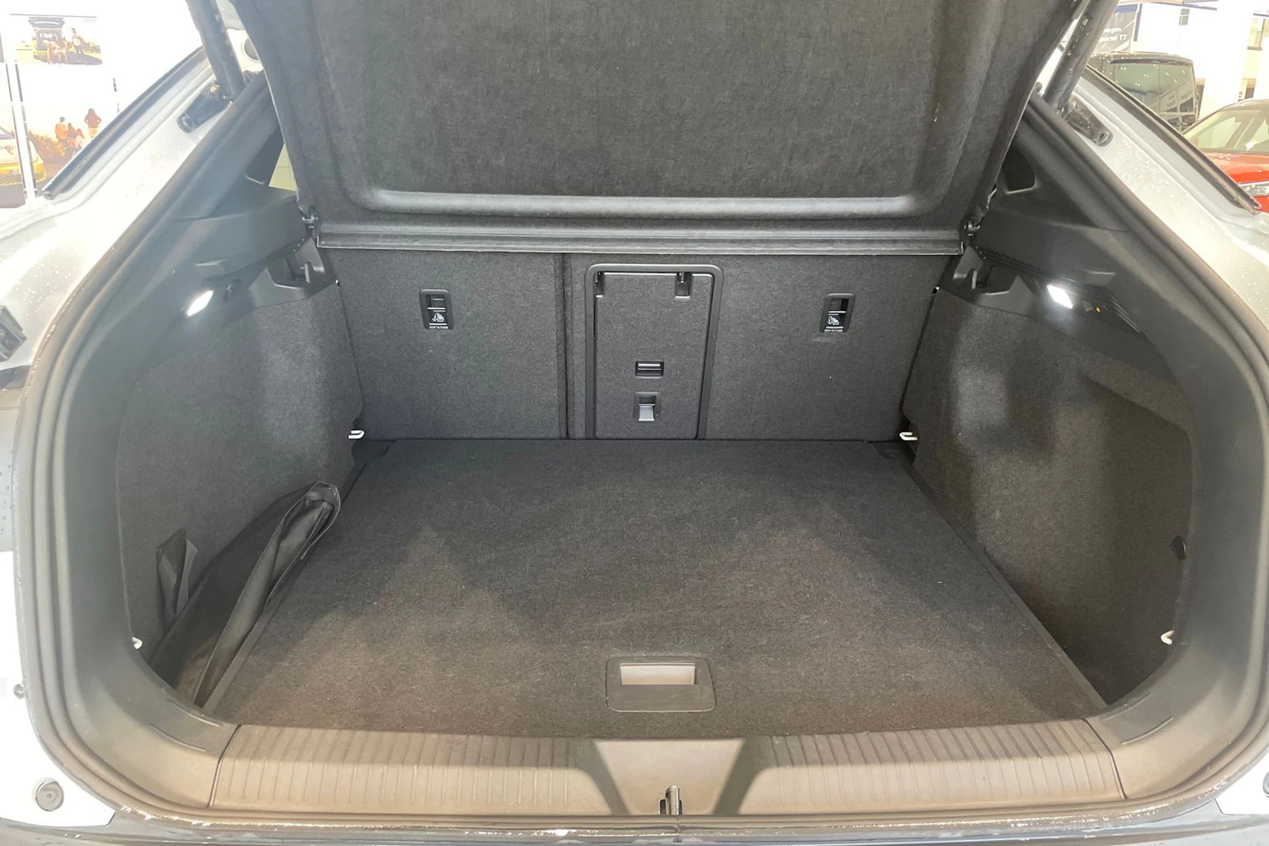 valkoinen Volkswagen ID.5 2026 kuva 12.