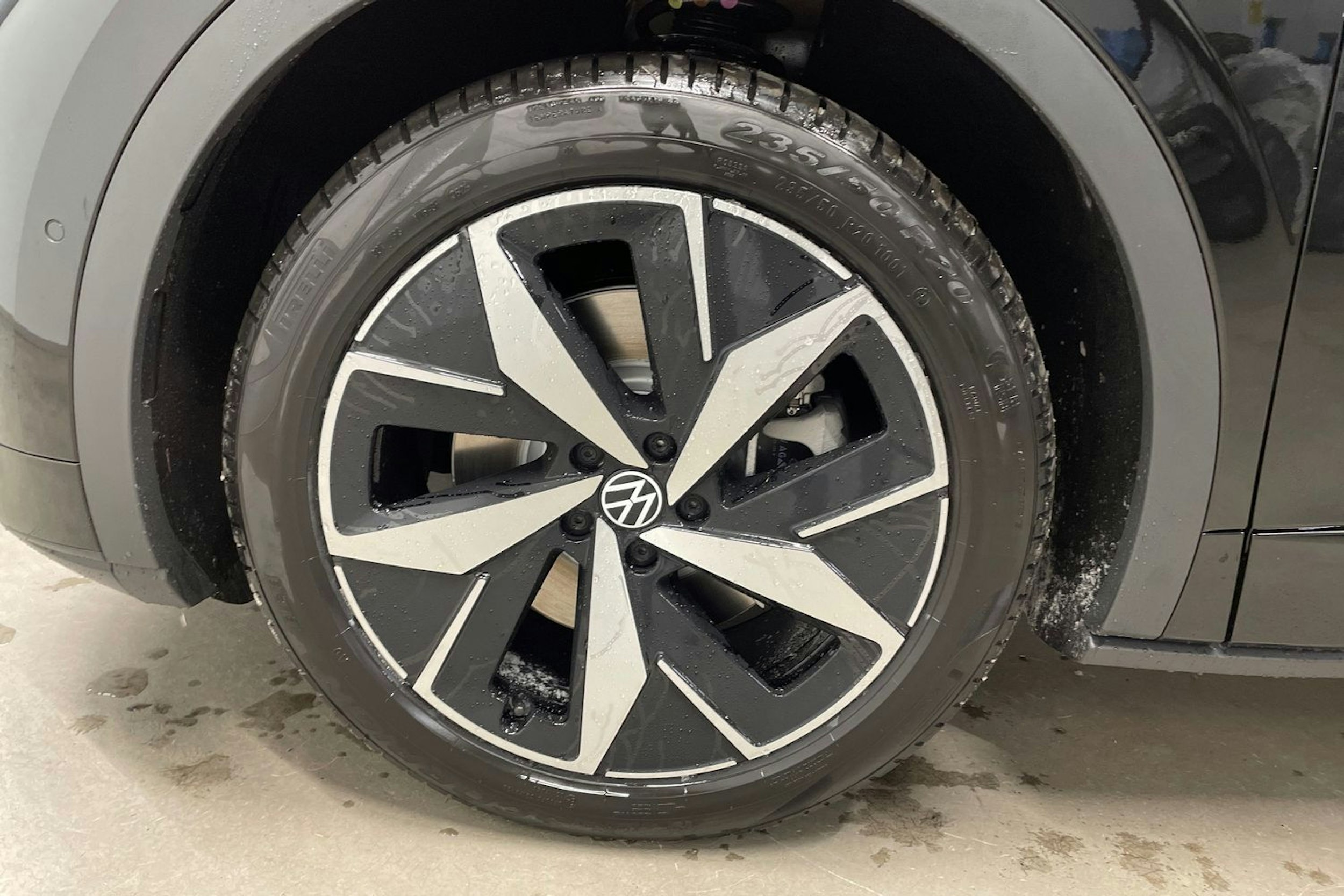 musta Volkswagen ID.5 2026 kuva 10.