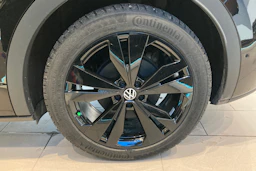 Musta Volkswagen ID.5 2026 kuva 10.