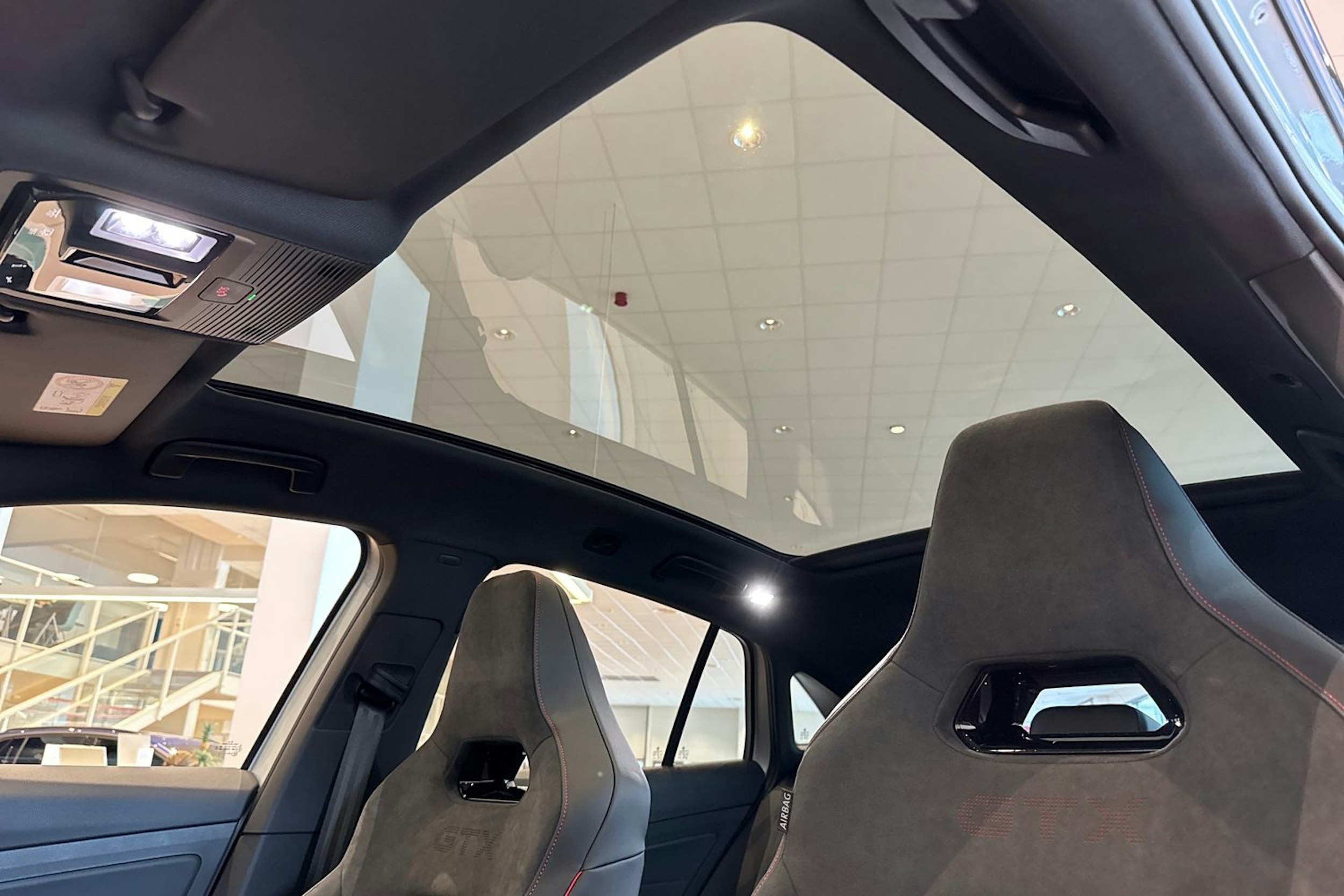 met. harmaa Volkswagen ID.5 2026 kuva 18.