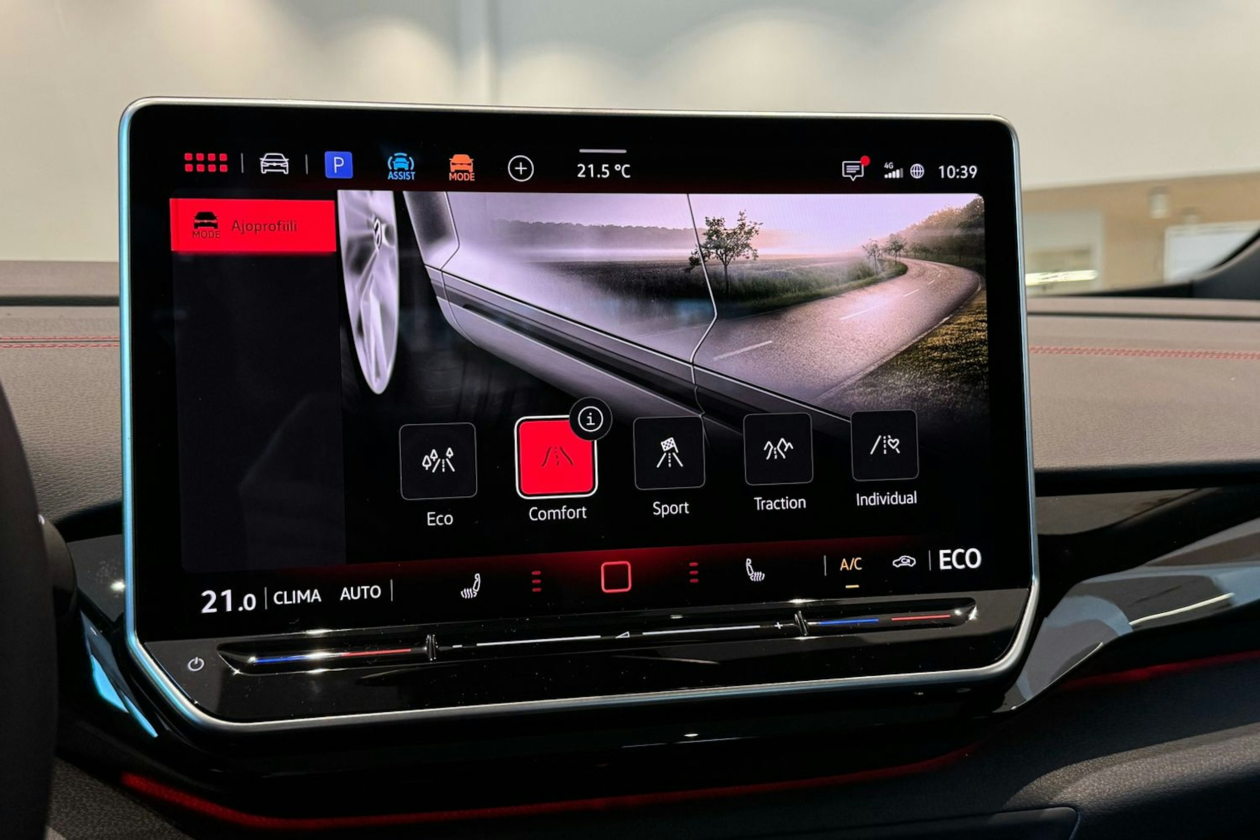 met. harmaa Volkswagen ID.5 2026 kuva 29.