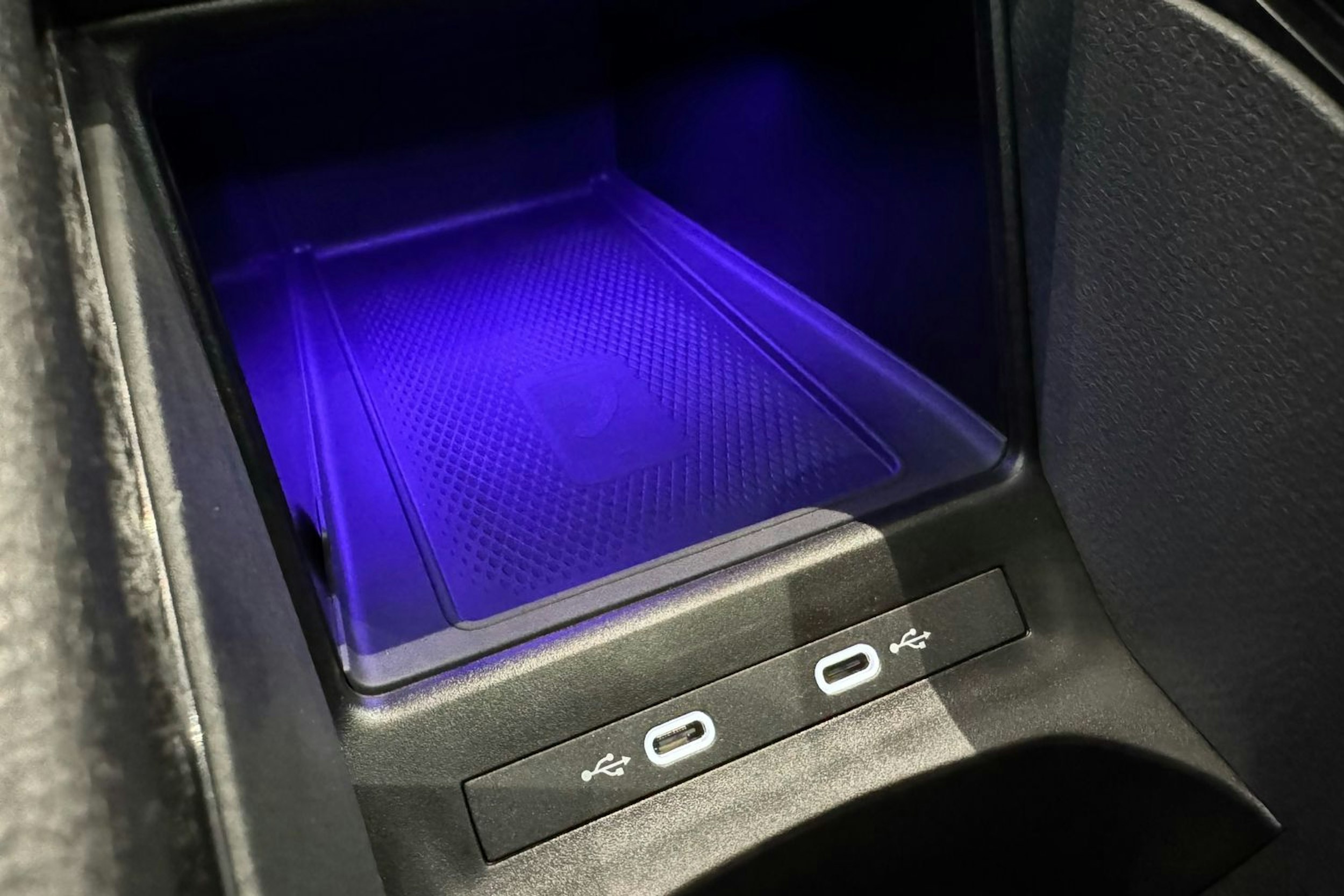 met. harmaa Volkswagen ID.5 2026 kuva 32.