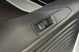 valkoinen Volkswagen ID.5 2026 kuva 15.