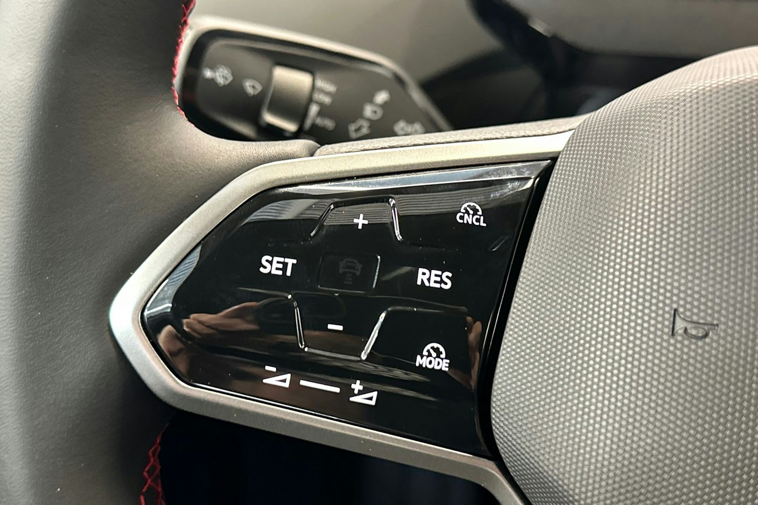 valkoinen Volkswagen ID.5 2026 kuva 21.