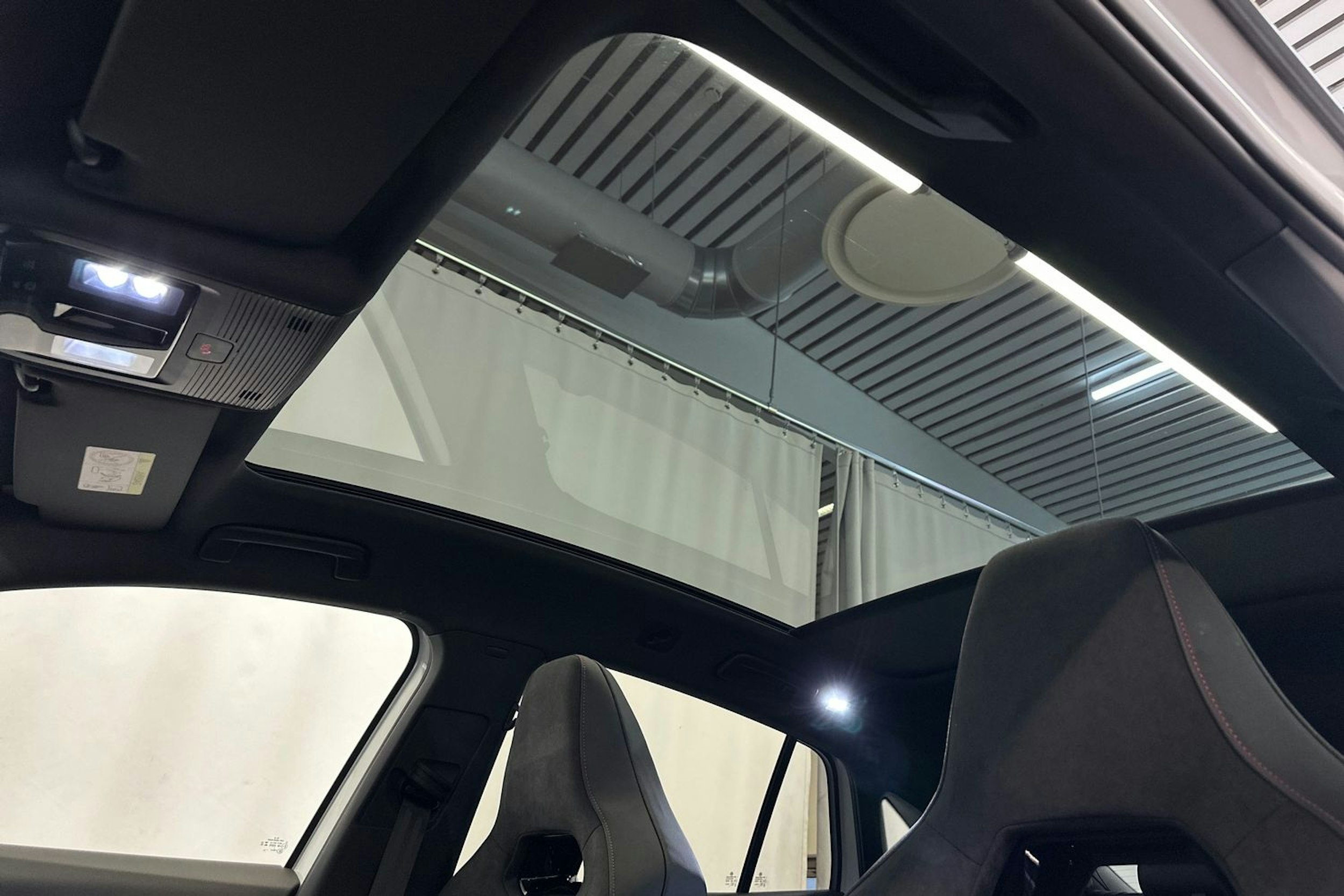 valkoinen Volkswagen ID.5 2026 kuva 33.