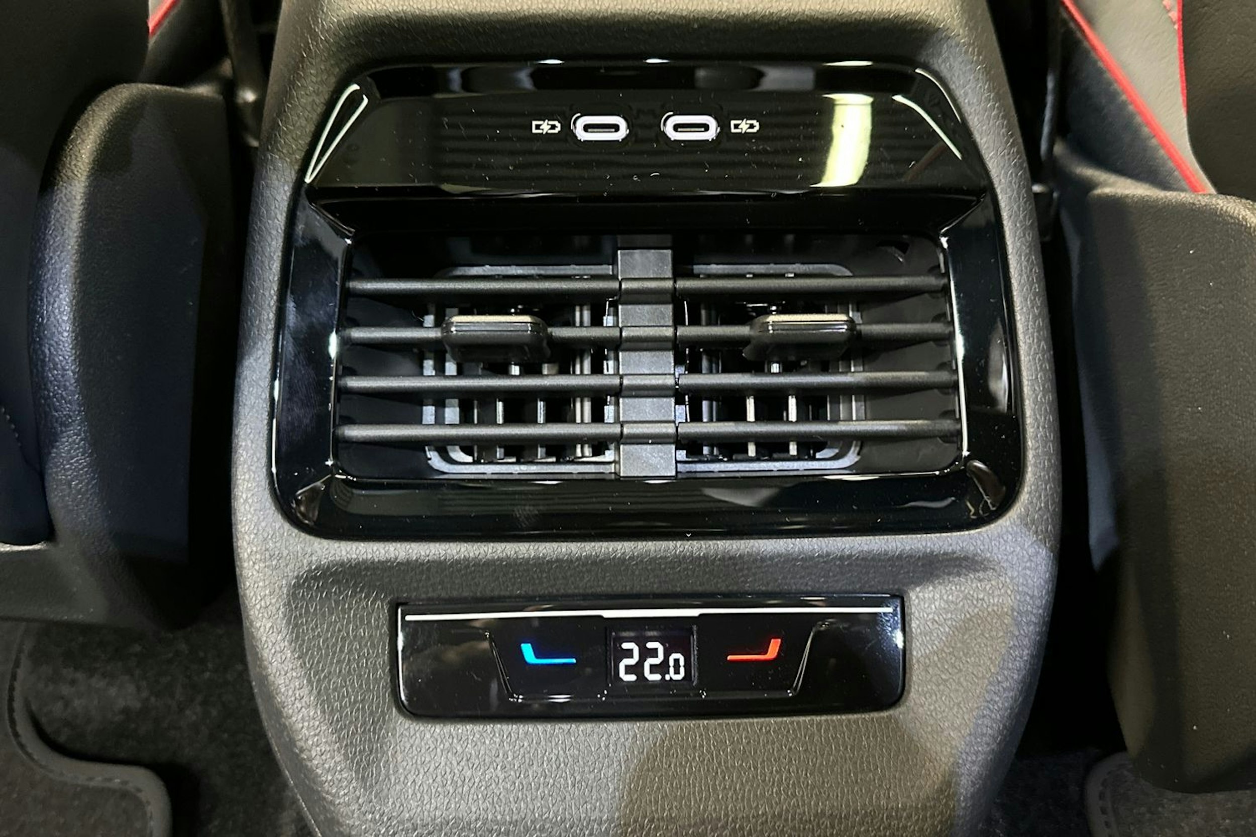 valkoinen Volkswagen ID.5 2026 kuva 34.