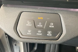 valkoinen Volkswagen ID.5 2026 kuva 15.