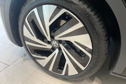 musta Volkswagen ID.5 2026 kuva 10.