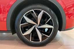 punainen Volkswagen ID.5 2026 kuva 10.